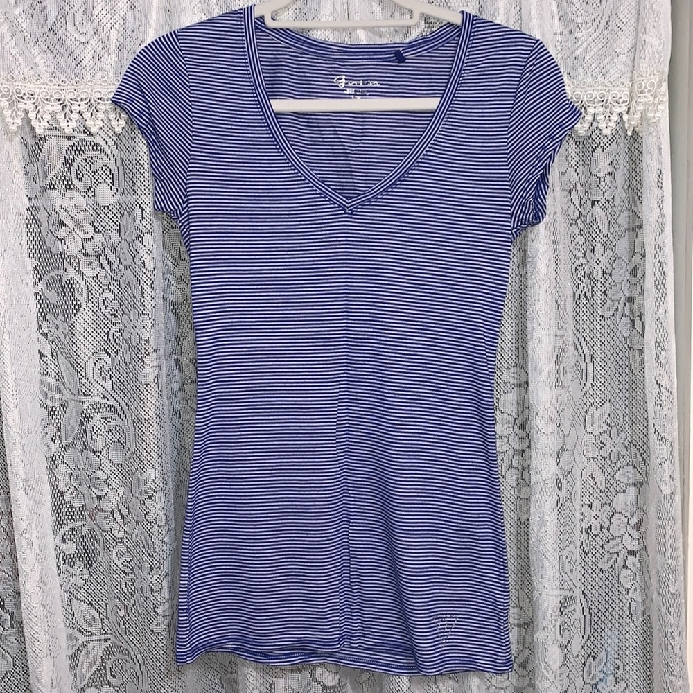GUESS Stripes V-neck Tshirt